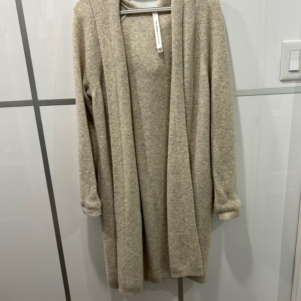 Aritzia Babaton Sweater Cardigan